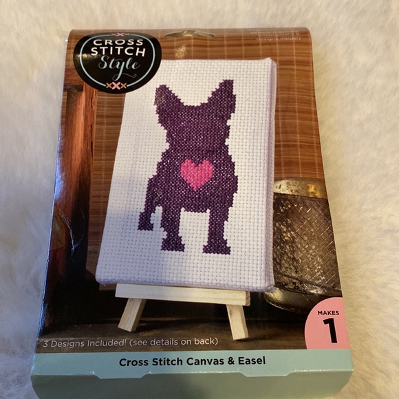 Cross stitch canvas & easel frenchie - Picture 2 of 5
